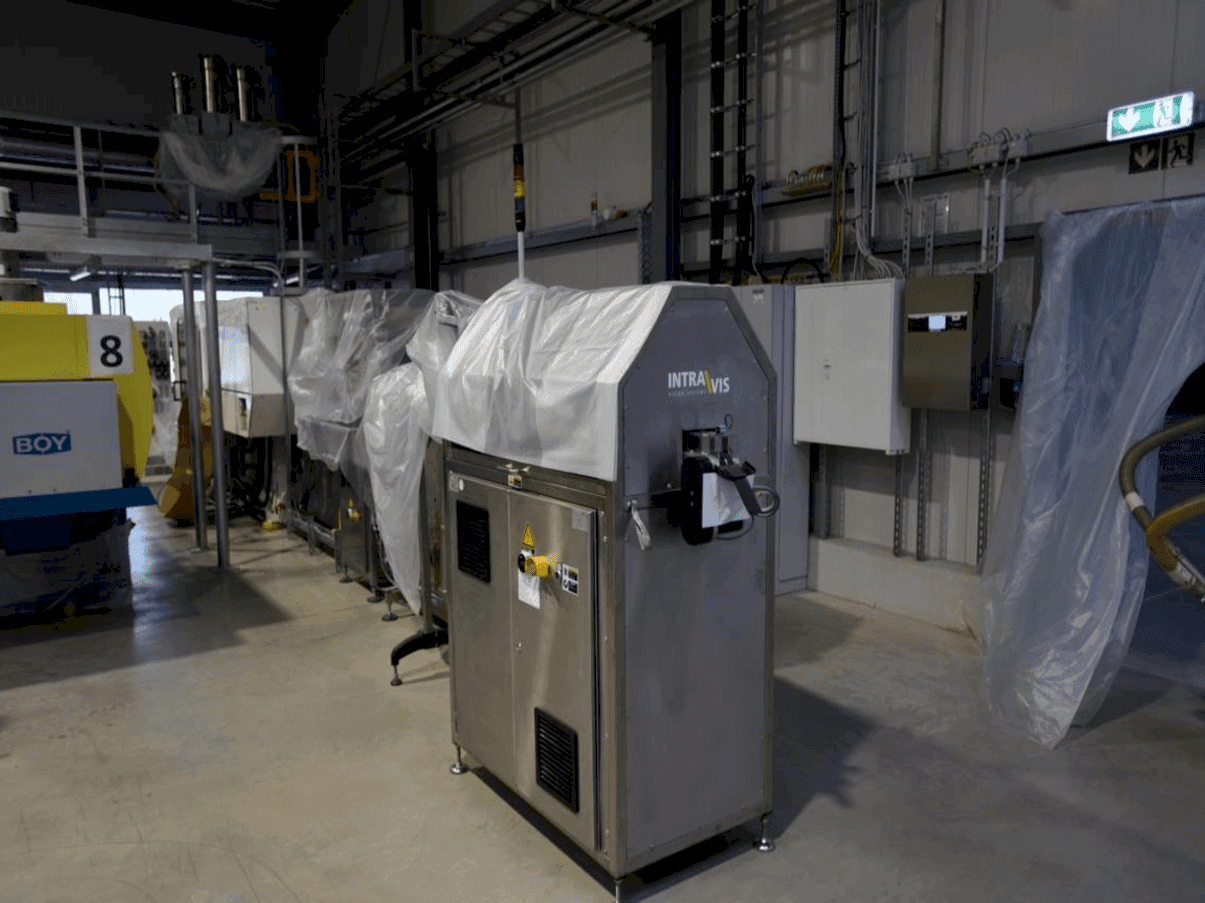 Makine  INTRAVIS Capwatcher 6432 - Önden görünüm