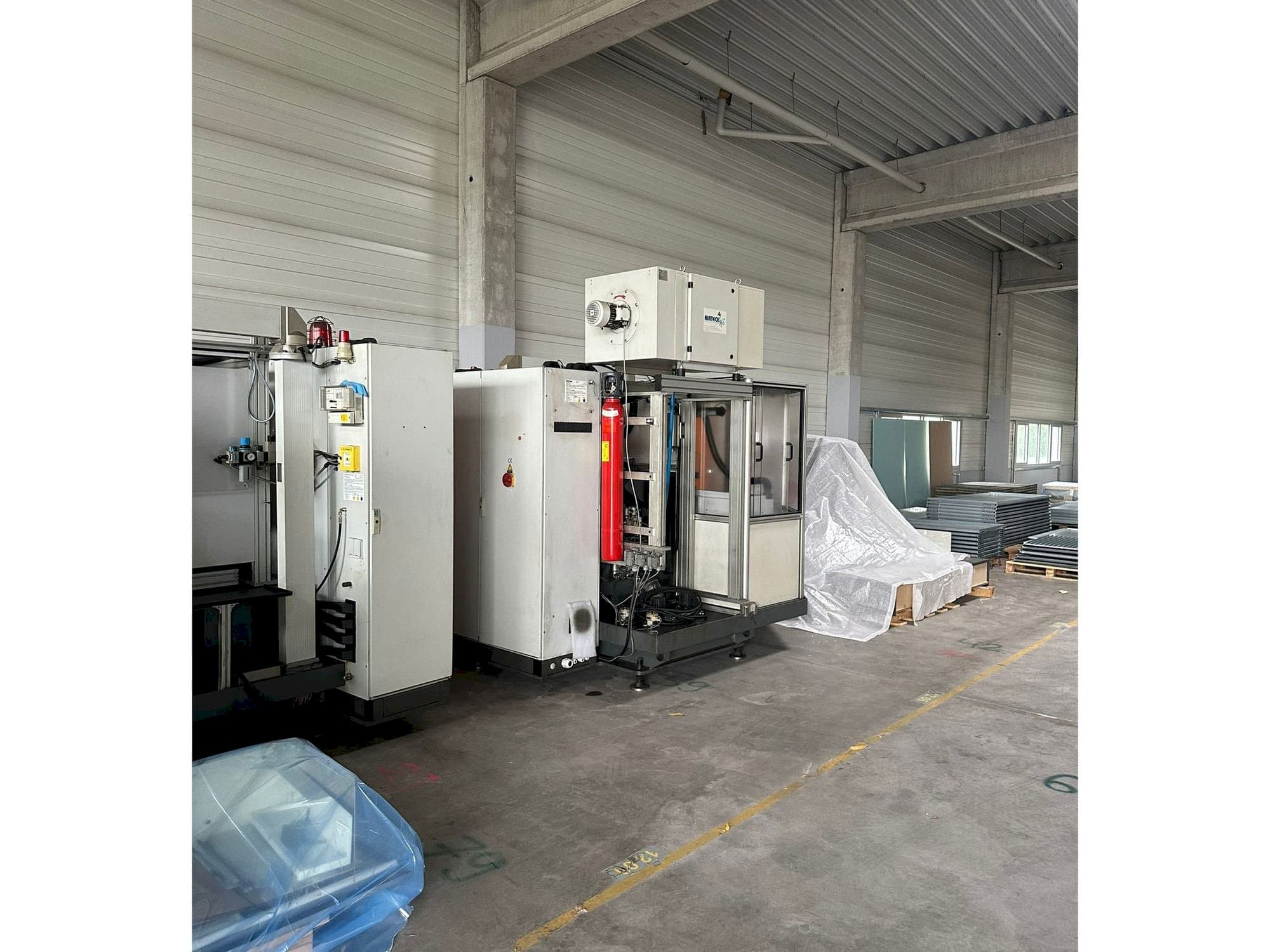 Makine  Geiger CNC - Önden görünüm