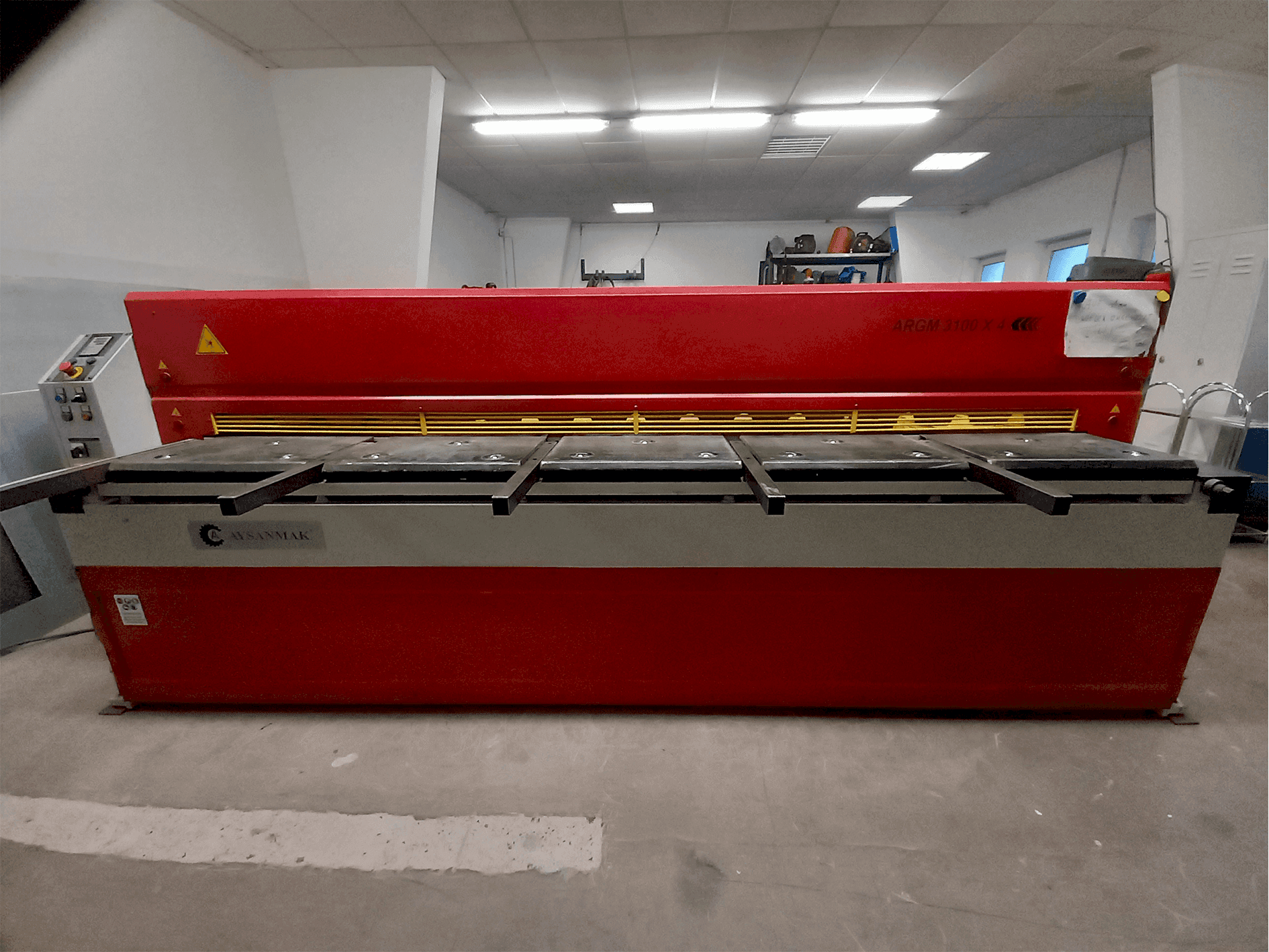 Makine  AYSANMAK ARGM 3100 x 4 - Önden görünüm