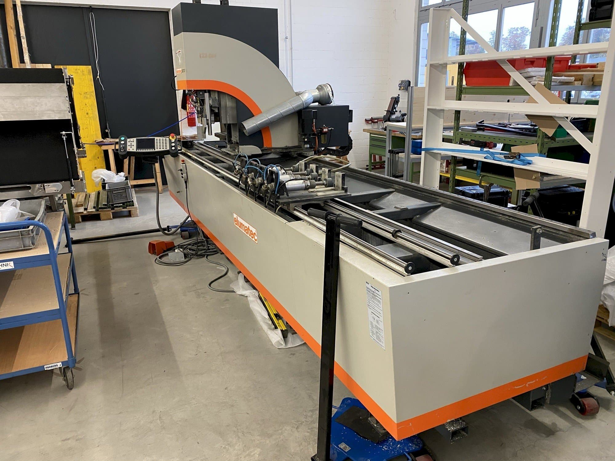 Makine  Elumatec SBZ 122/3 - Önden görünüm