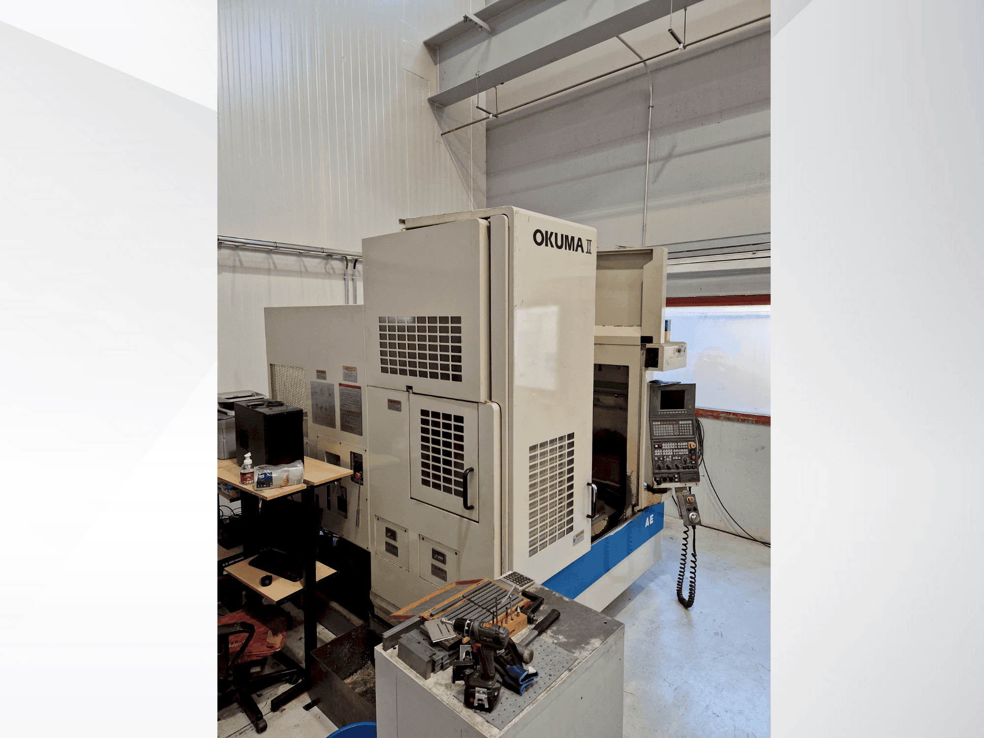 Makine  Okuma MX-45 VAE (1996) - Önden görünüm