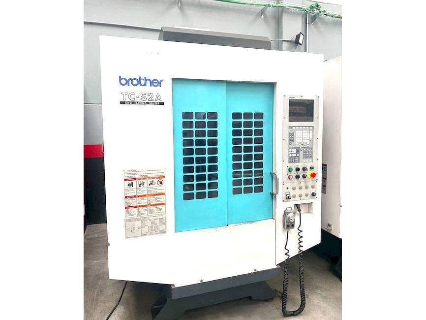 Makine Brother TC-S2A - Önden görünüm