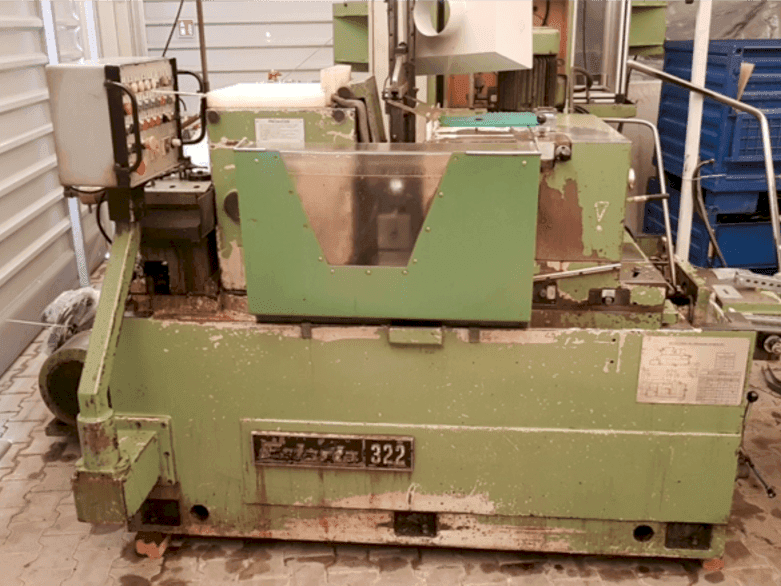 Makine  Estarta 322 - Önden görünüm