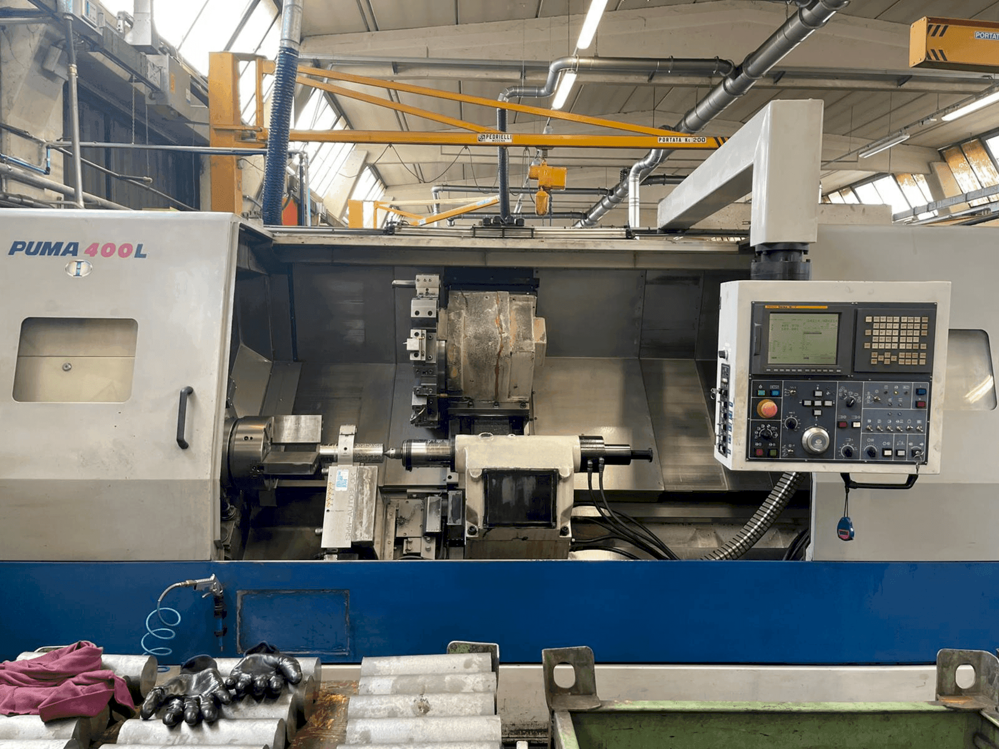 Makine  DAEWOO PUMA 400 LA - Önden görünüm