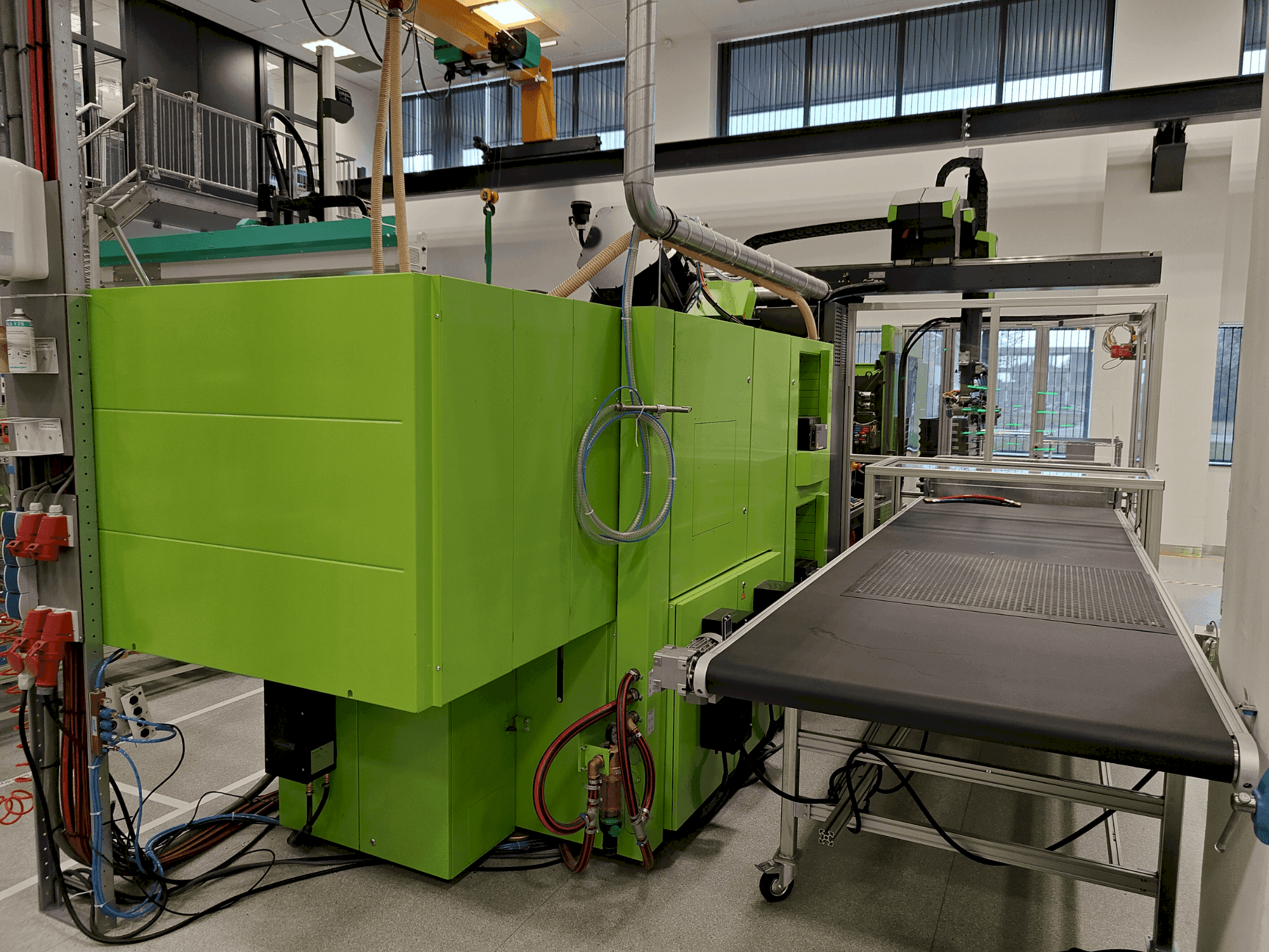 Makine  Engel e-victory 740H/50W/220 combi + Viper 20 - Önden görünüm