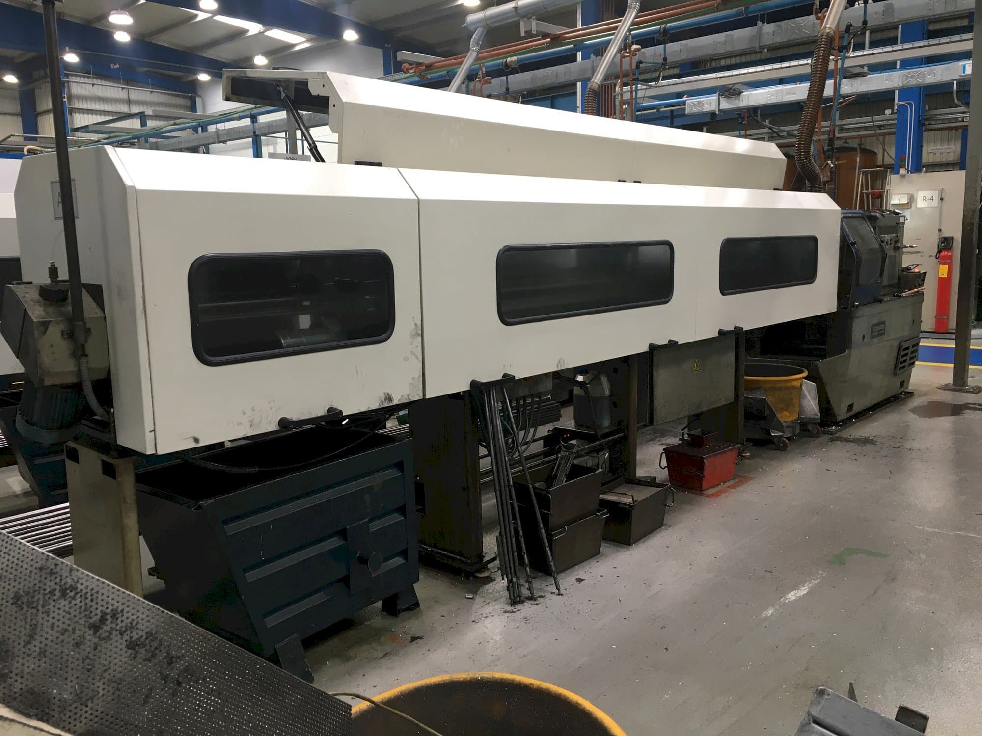 Makine  Tornos-Moutier Suisse AS 14 - Önden görünüm