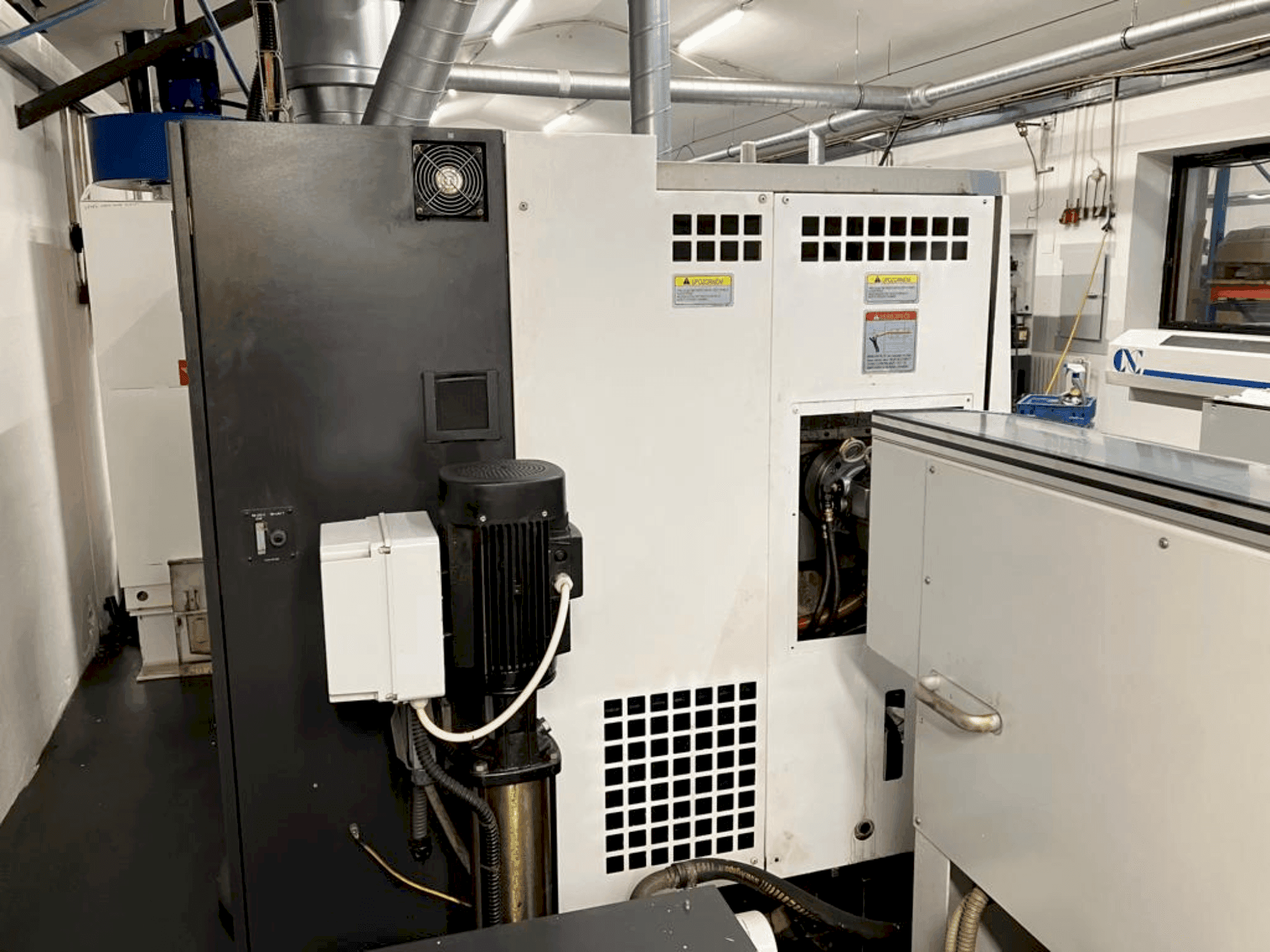 Makine  Okuma LB2000EXII MC - Önden görünüm