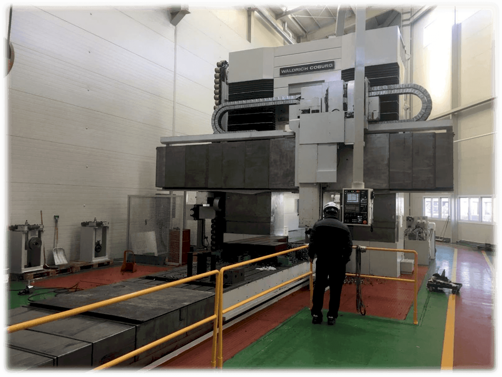 Makine  WALDRICH COBURG 14-10FP150NC - Önden görünüm