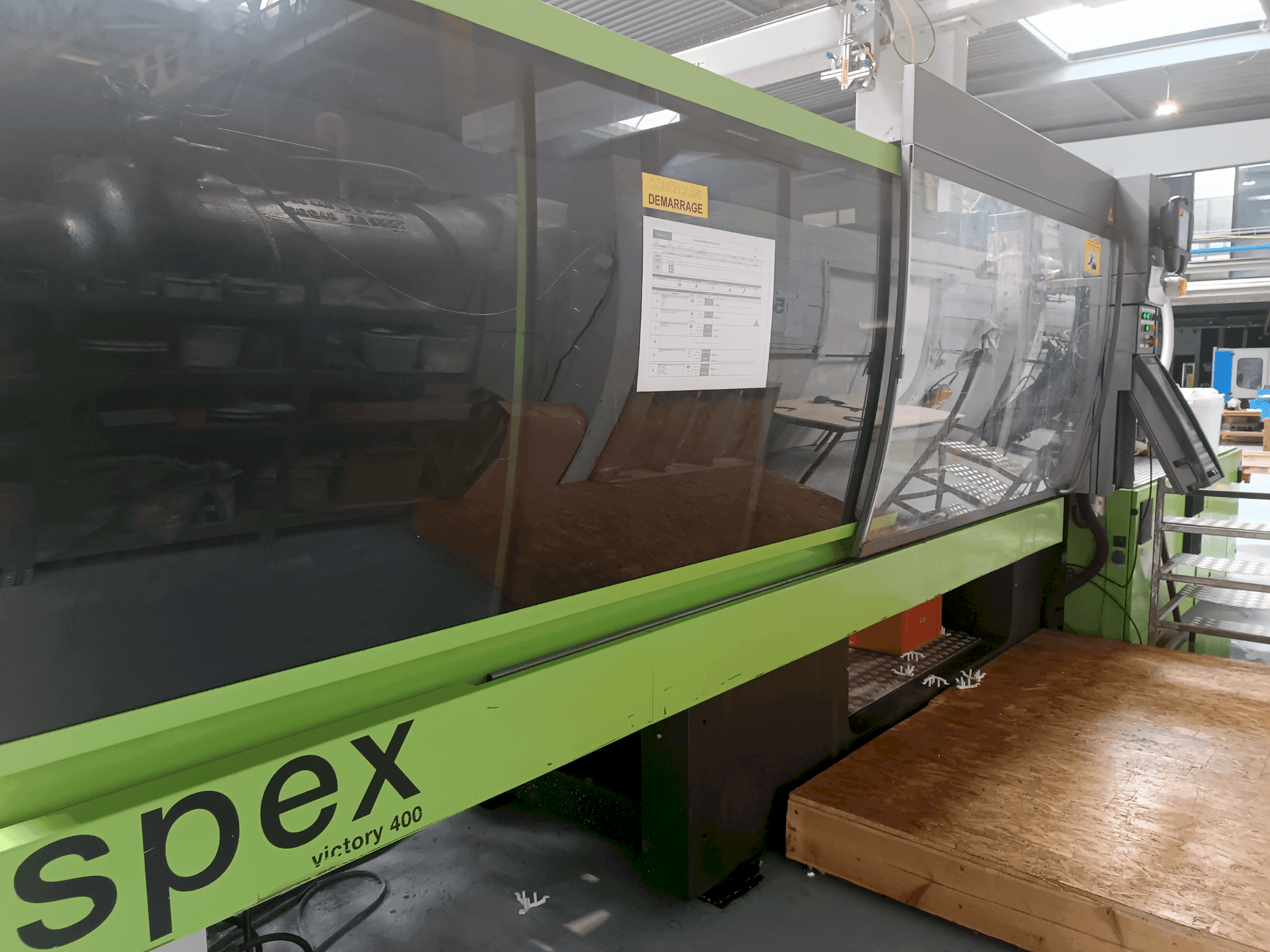 Makine  Engel Victory 1350 400HL Spex - Önden görünüm