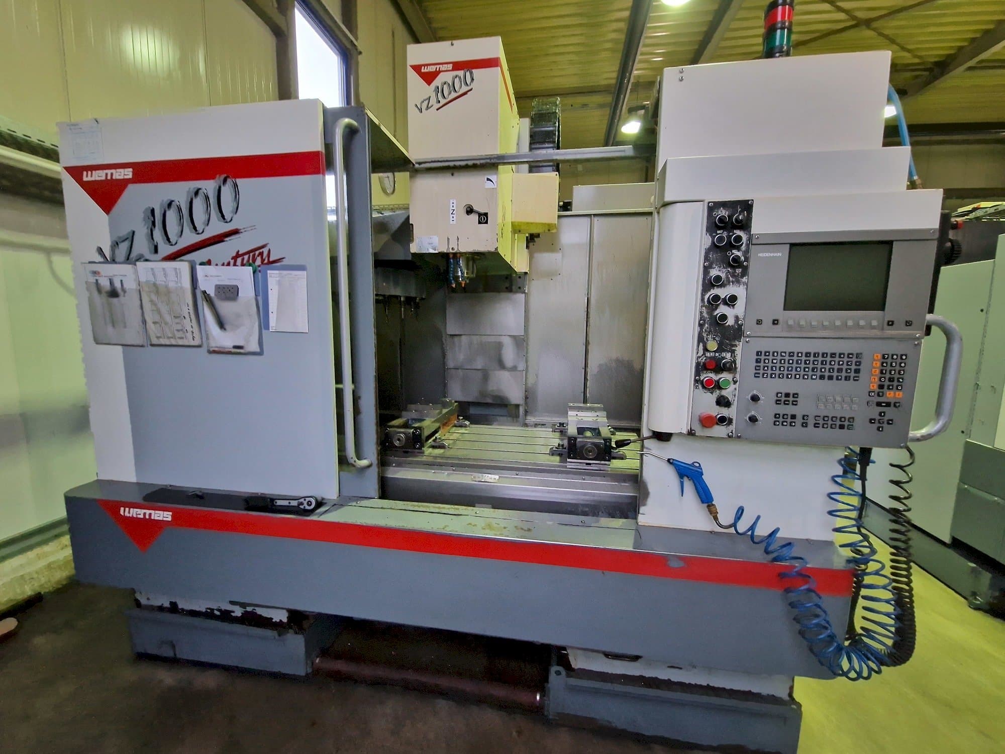 Makine  WEMAS VZ 1000 - Önden görünüm