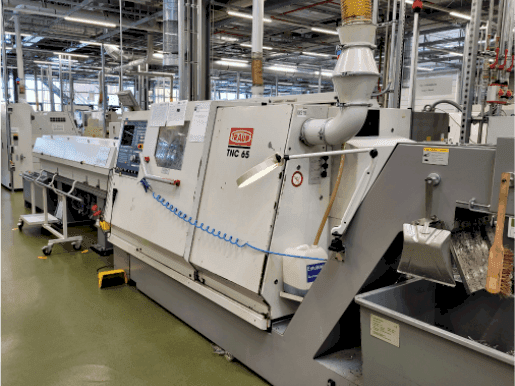 Makine  TRAUB TNC 65 DGY - Önden görünüm