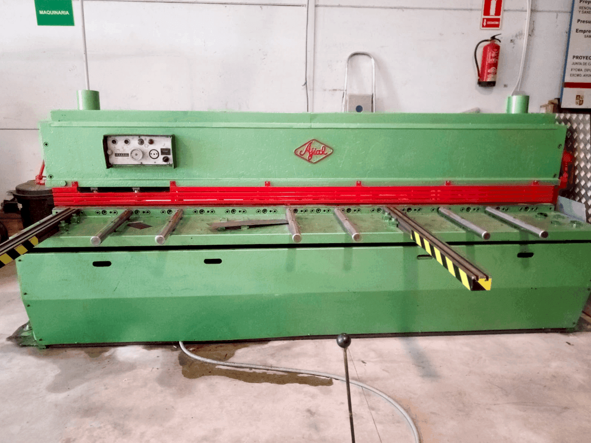 Makine  Ajial 630 CA - Önden görünüm