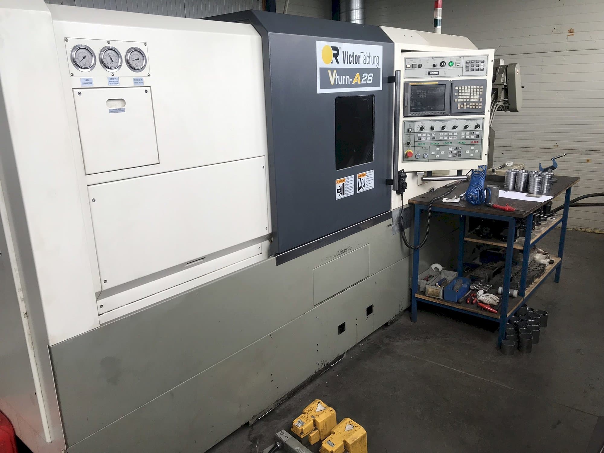 Makine  Victor Vturn-A26 - Önden görünüm