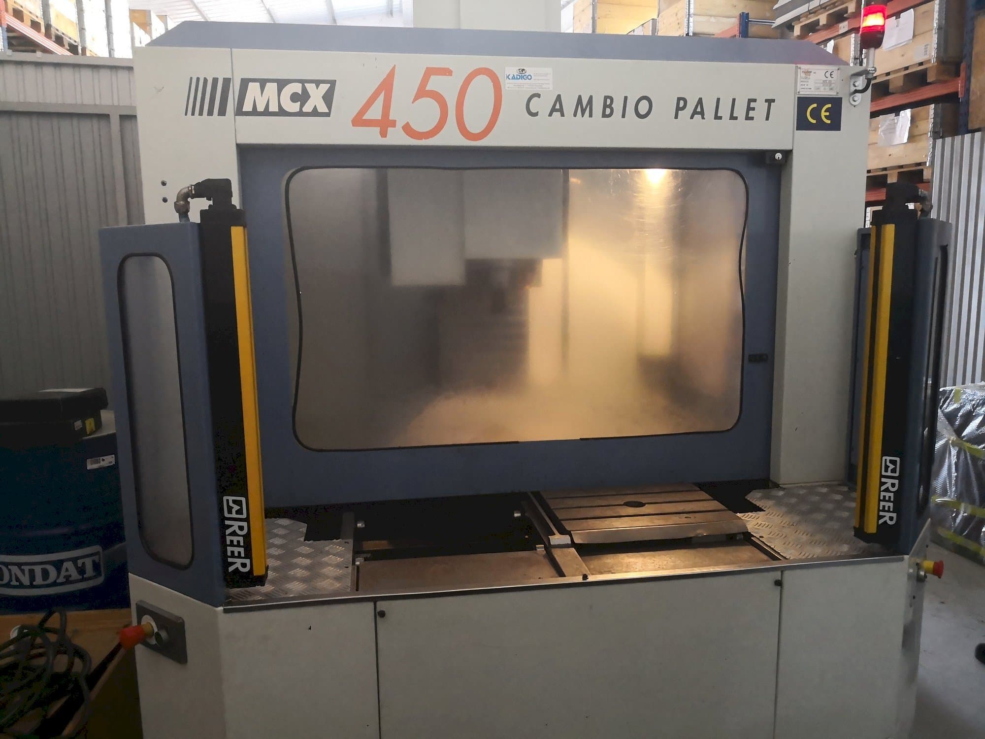 Makine  FAMUP MCX 450 - Önden görünüm
