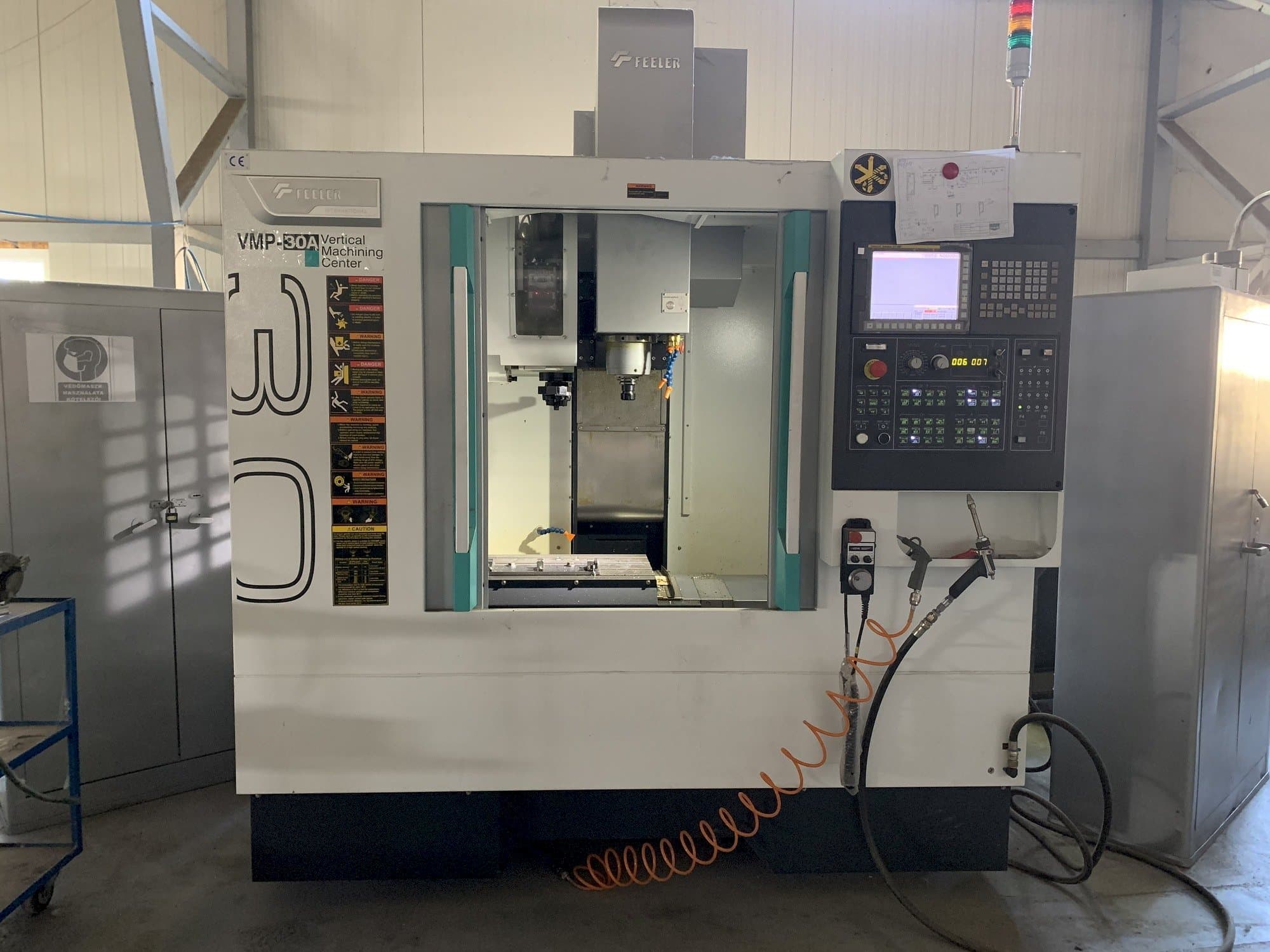 Makine  Feeler VMP 30 - Önden görünüm