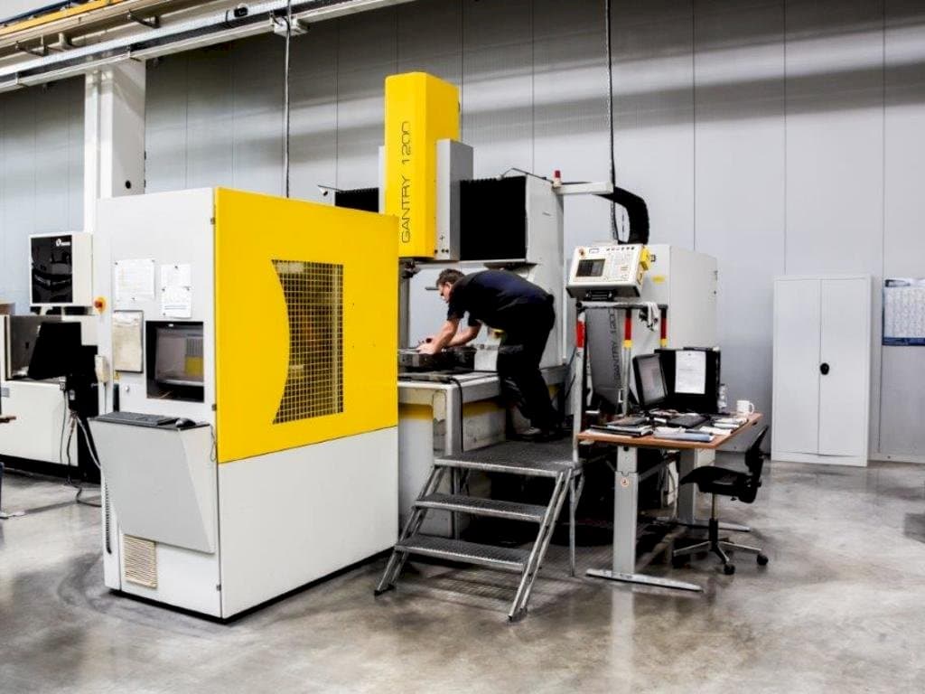 Makine  OPS-INGERSOLL Gantry 1200 - Önden görünüm