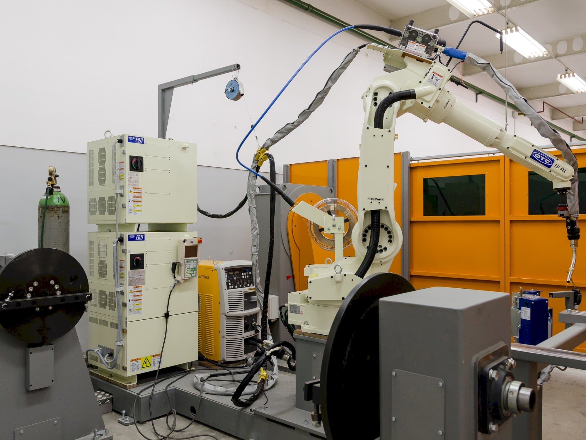 Makine  Other Otc Daihen Fd11 - Önden görünüm