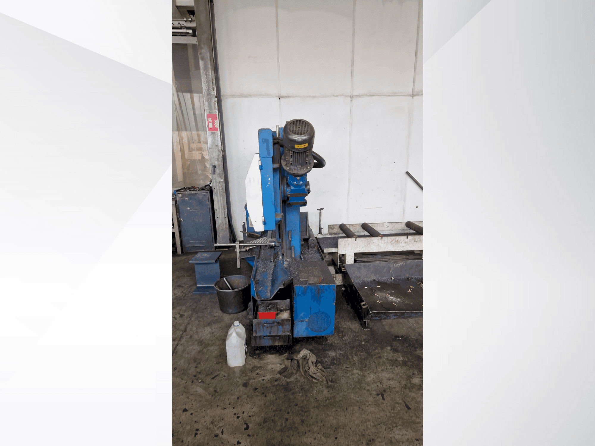 Makine  KNUTH HB 460 L - Önden görünüm