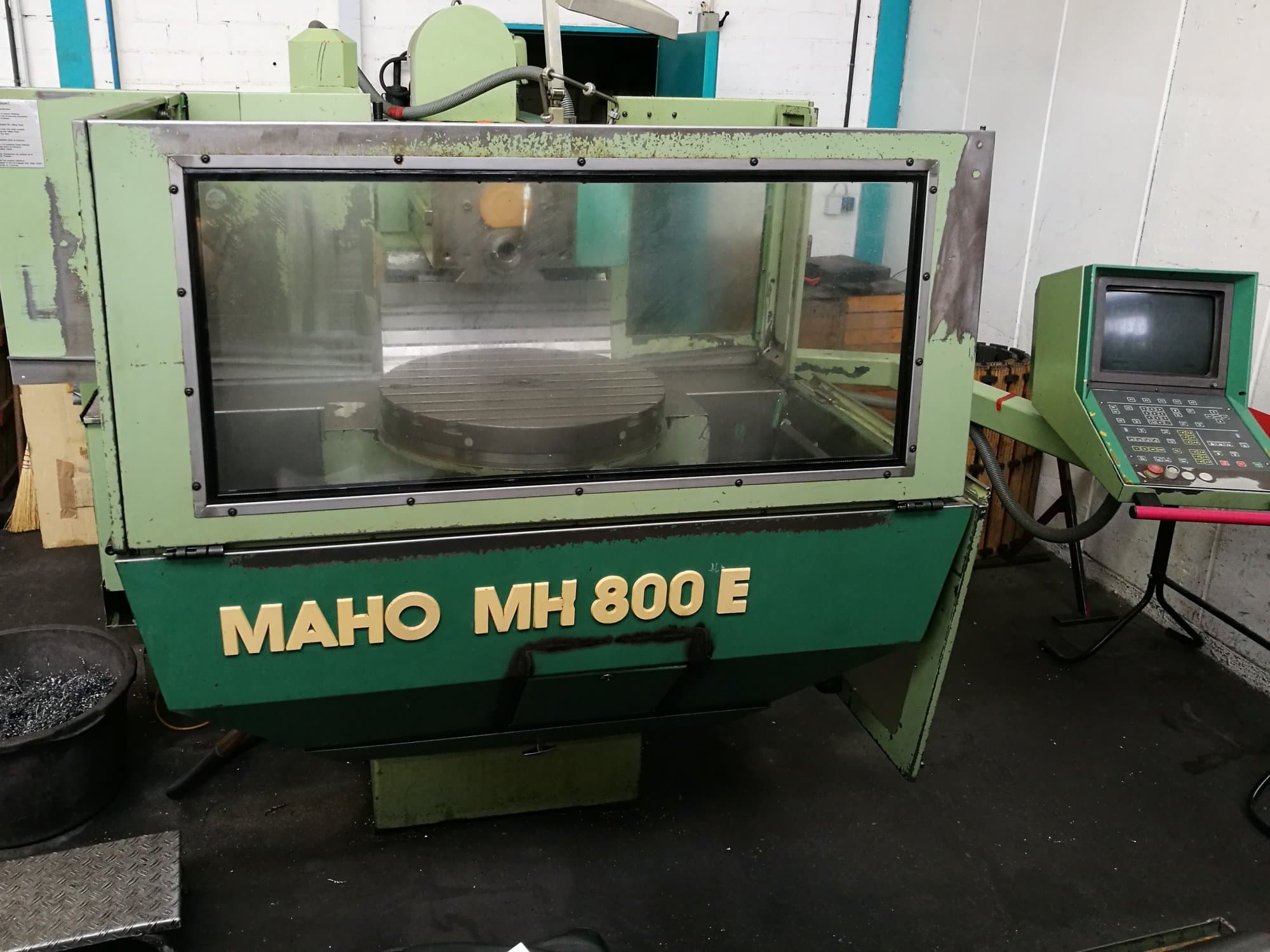 Makine  Maho - Önden görünüm MH 800 E