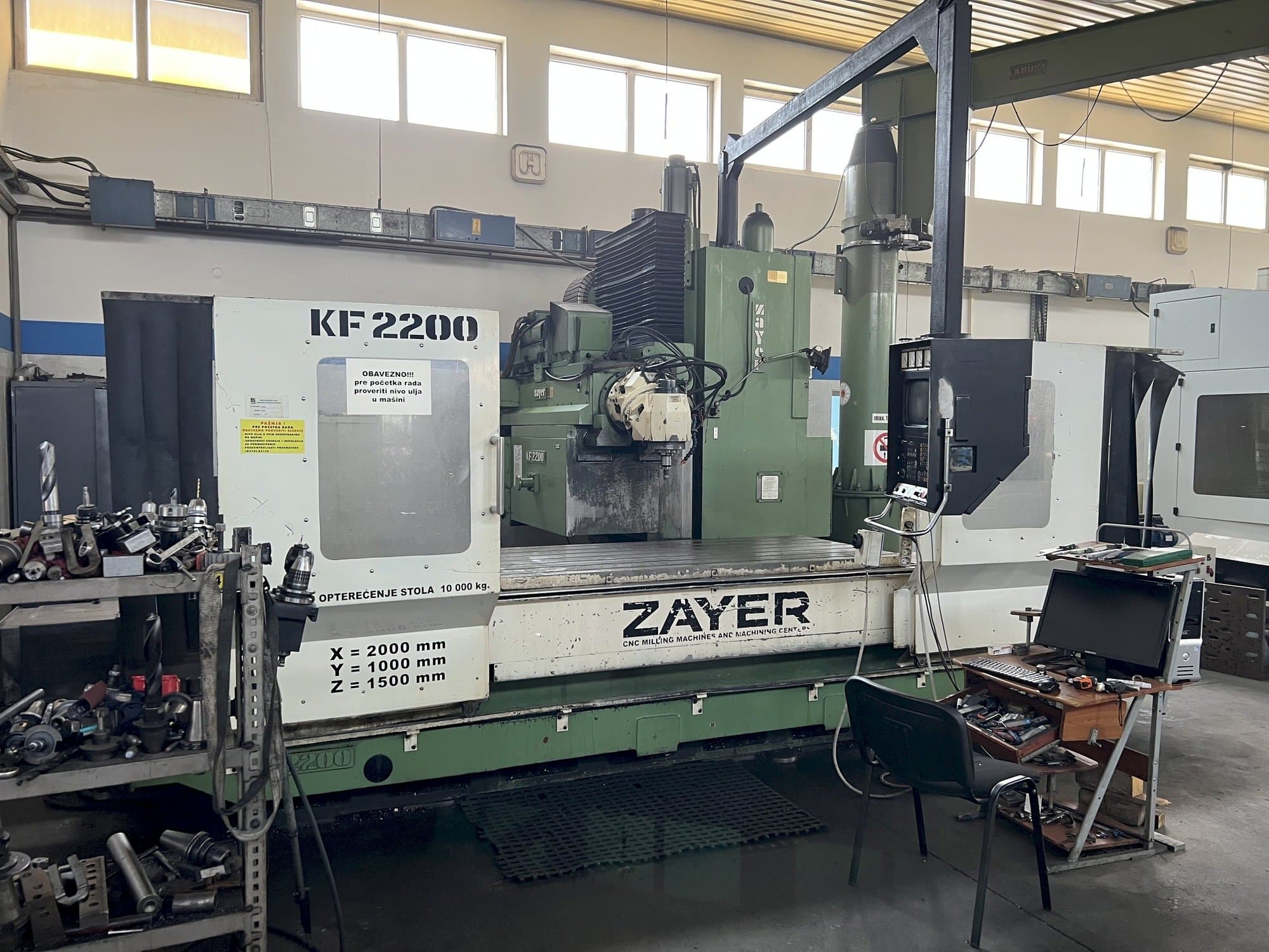 Makine  Zayer KF 2200 - Önden görünüm