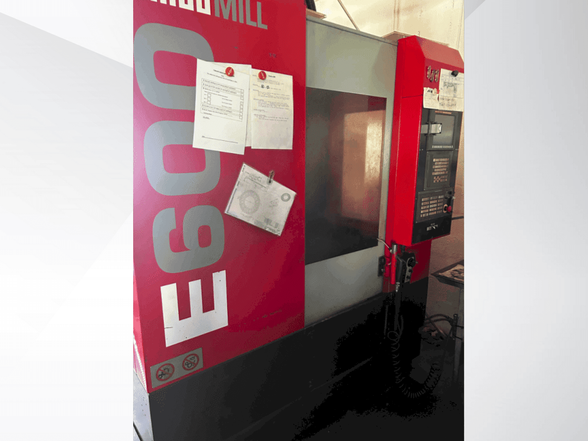 Makine  EMCO E600 - Önden görünüm