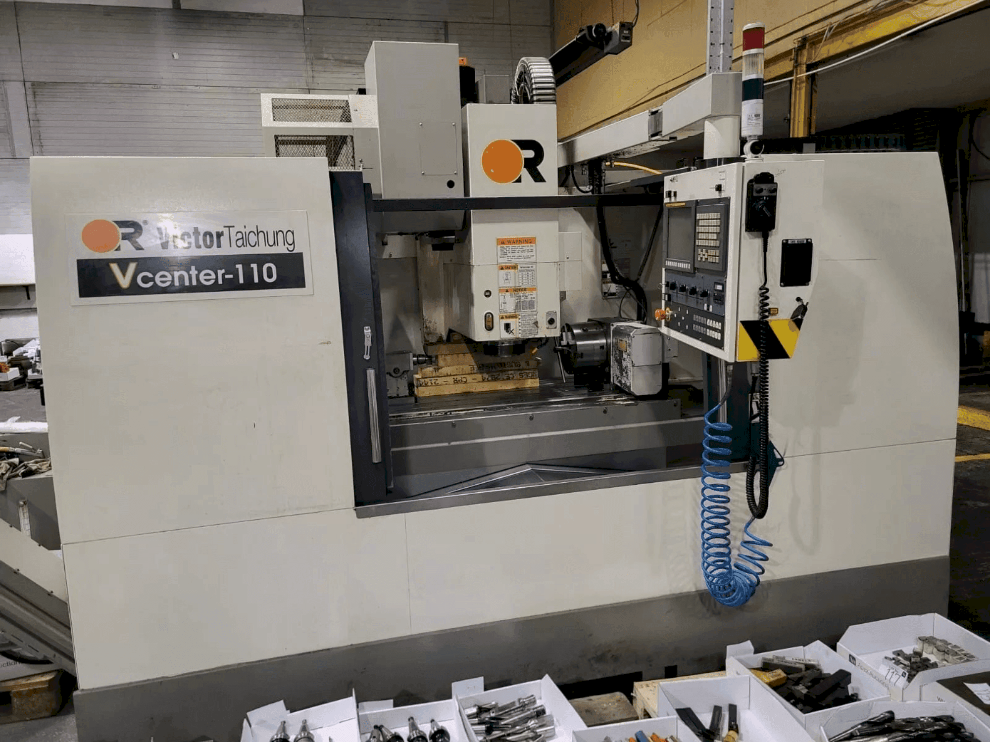 Makine  Victor V center - 110 - Önden görünüm