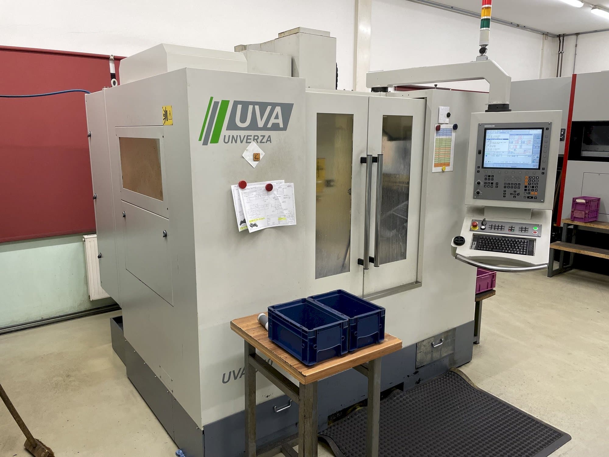 Makine   HOMMEL UNVERZAGT UVA 550 Plus - Önden görünüm