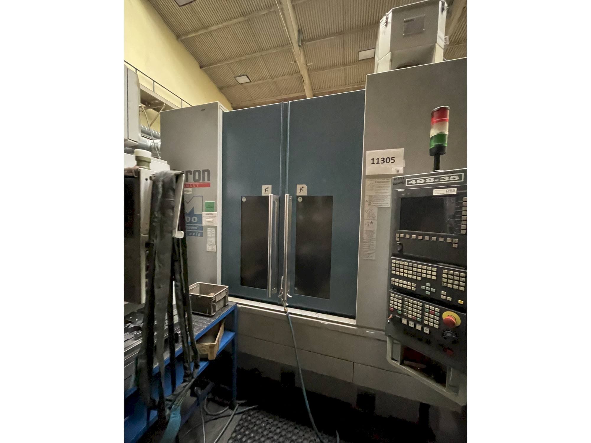 Makine  CHIRON MILL FA 800 - Önden görünüm