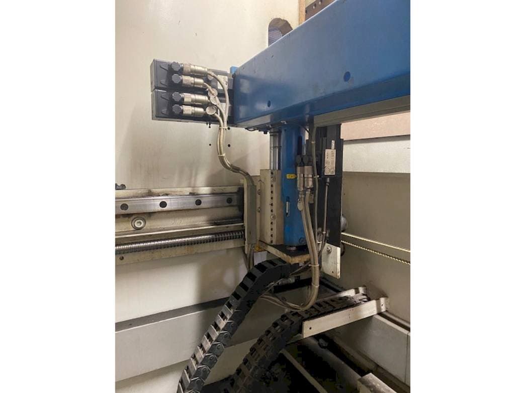 Makine  EHT VarioPress 225-30 - Önden görünüm