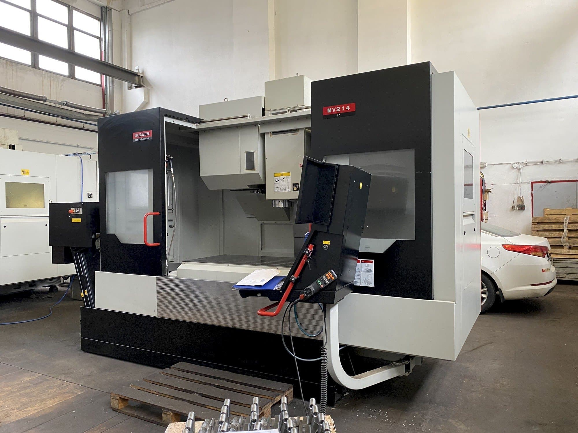 Makine  Quaser MV214P/12B - Önden görünüm