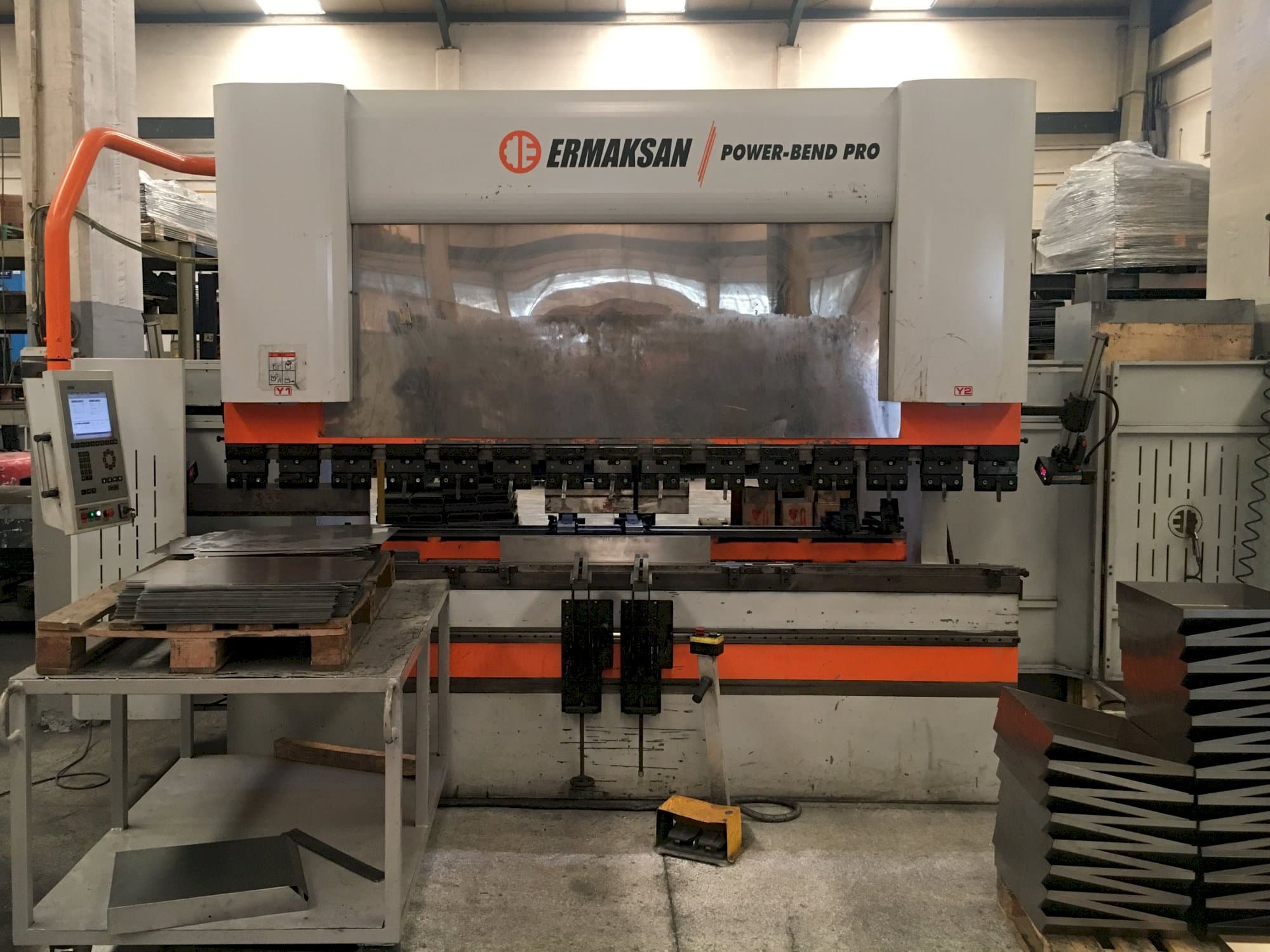 Makine  ERMAKSAN - Önden görünüm POWER-BEND PRO 3100x220