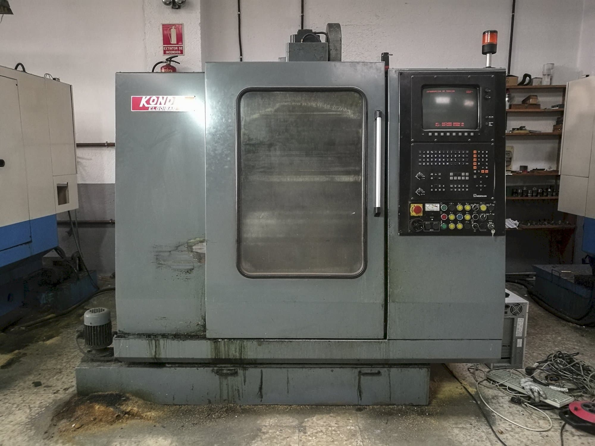 Makine  KONDIA - Önden görünüm B-500