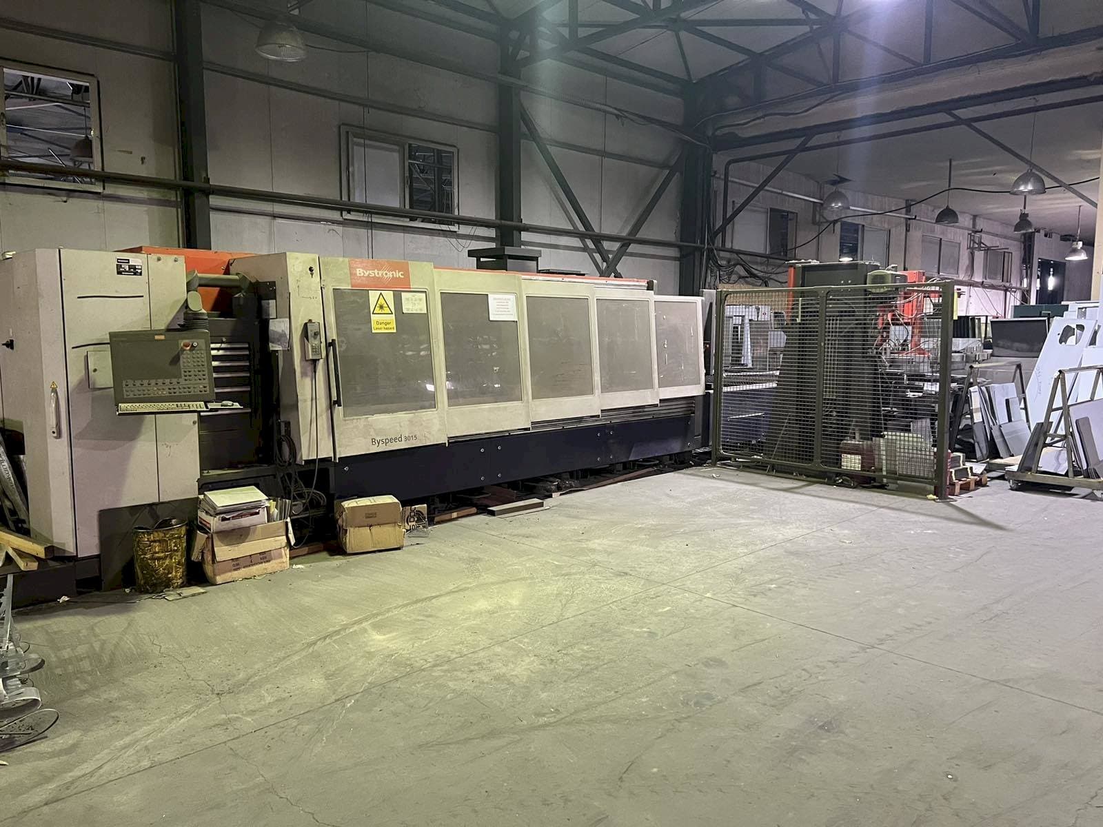 Makine  Bystronic Byspeed 3015 - Önden görünüm