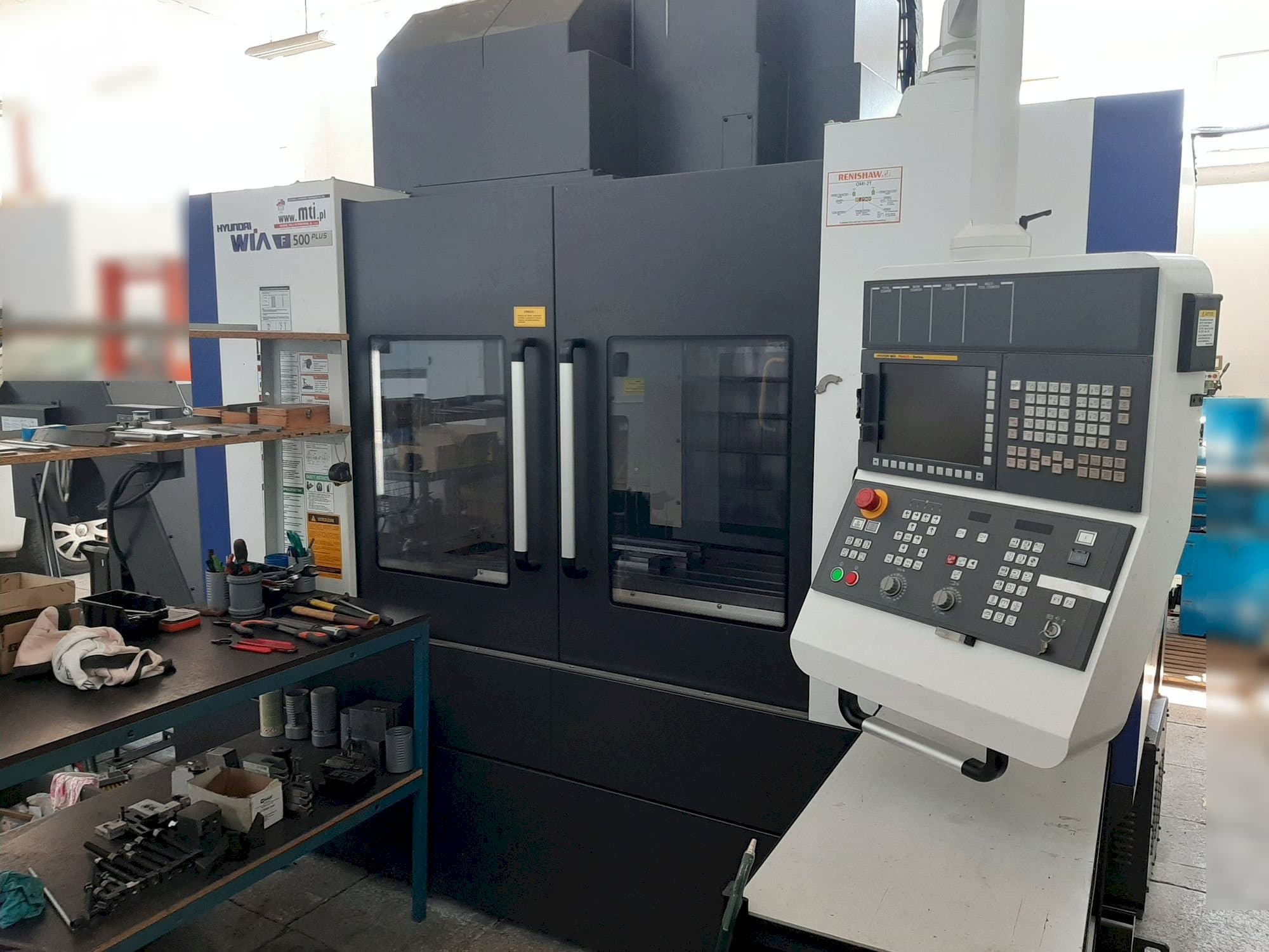 Makine  Hyundai Wia F500 PLUS - Önden görünüm