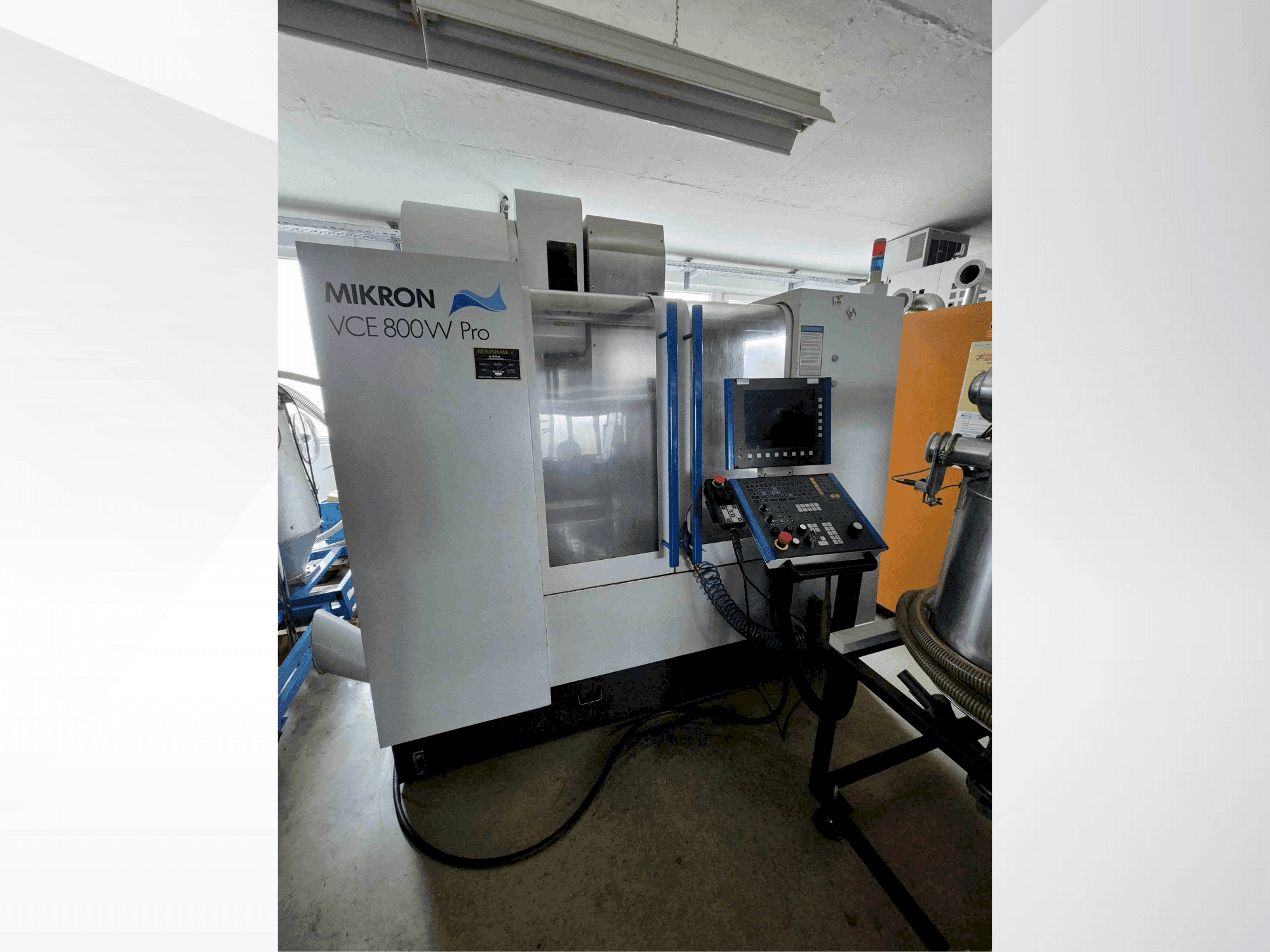 Makine  MIKRON VCE 800W Pro - Önden görünüm