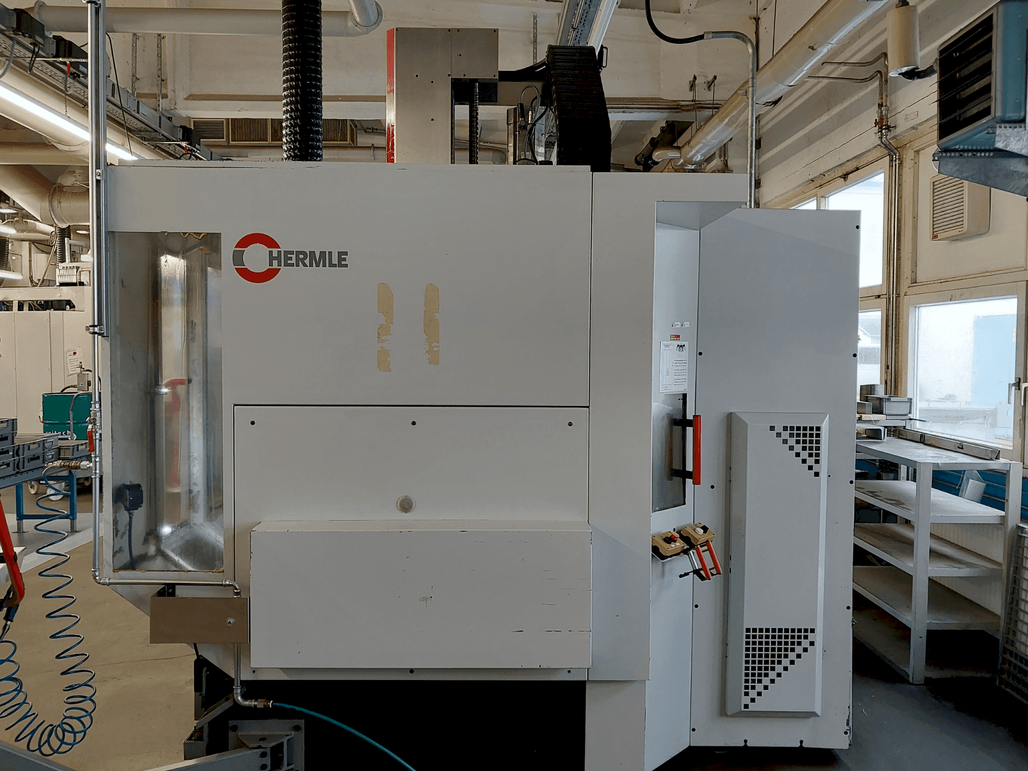 Makine  HERMLE C 800 U - Önden görünüm