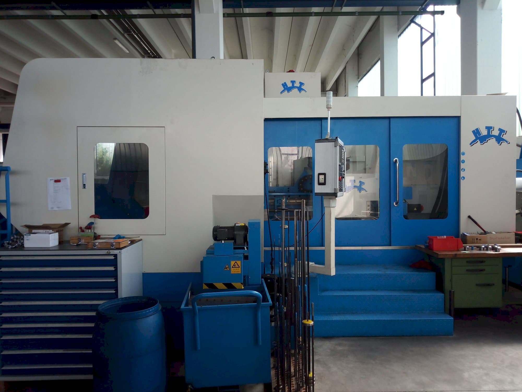 Makine  HTT KBR6-1008 - Önden görünüm