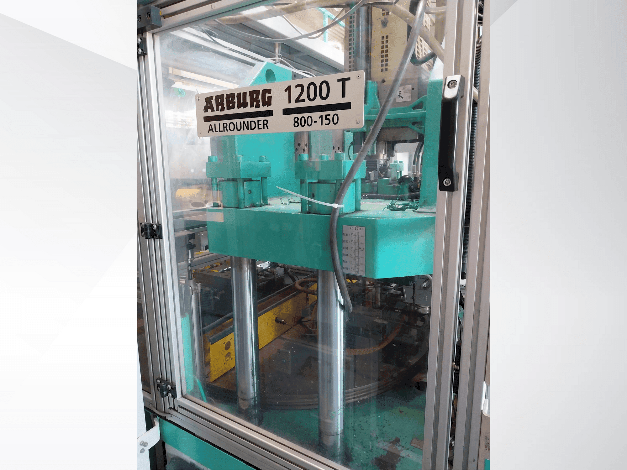 Makine  Arburg Allrounder 1200T 800-150 - Önden görünüm