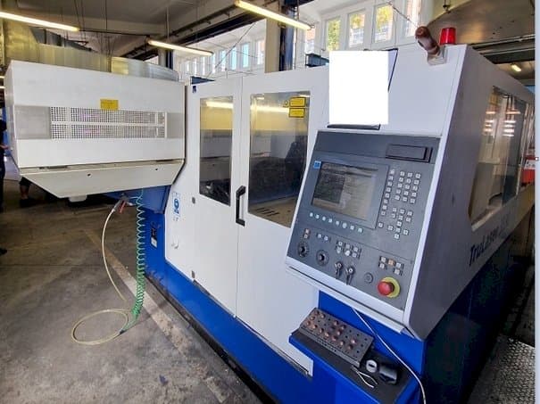 Makine  Trumpf TRULASER 3030 - Önden görünüm