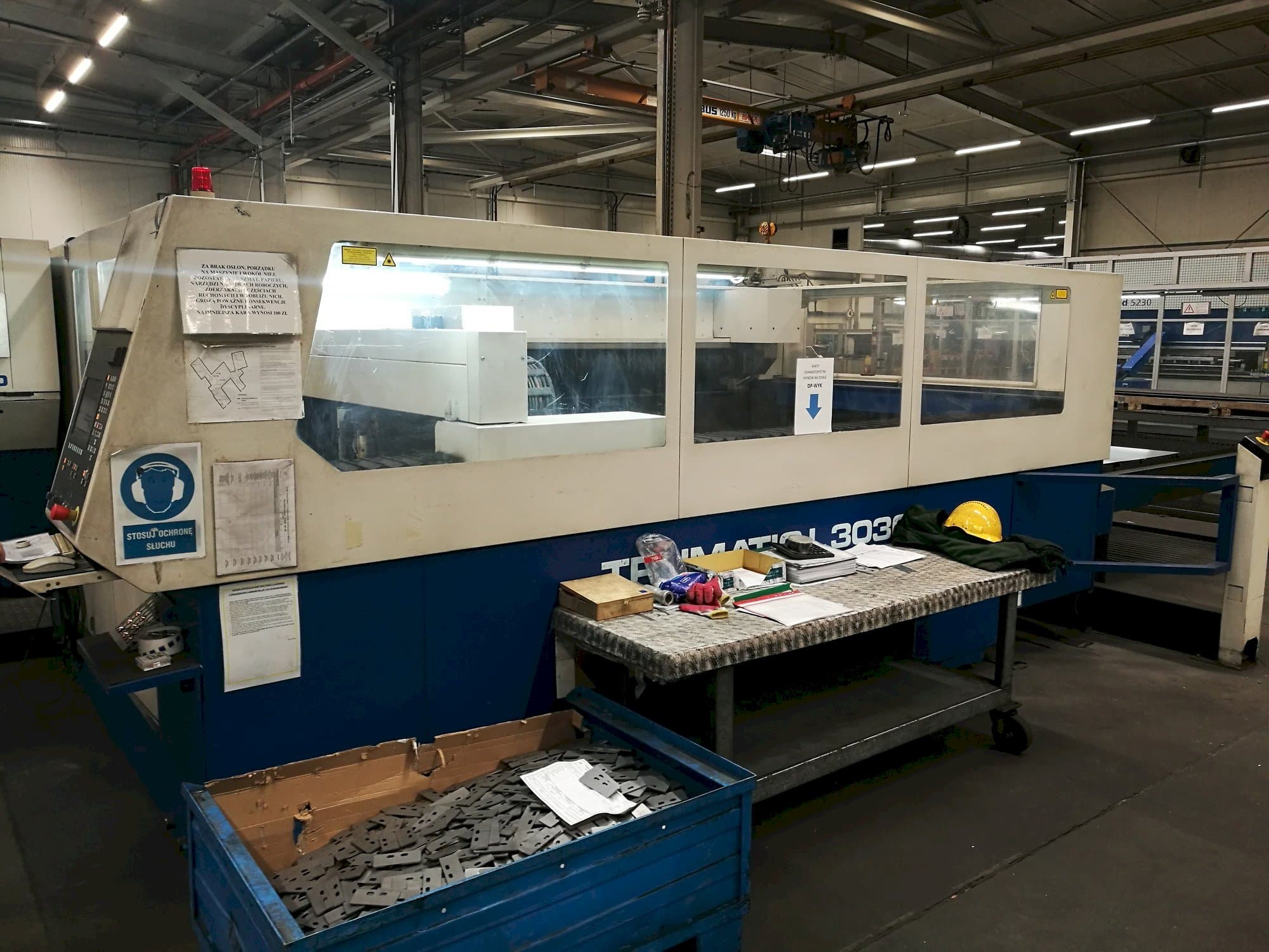 Makine  Trumpf Trumatic L3030 - Önden görünüm