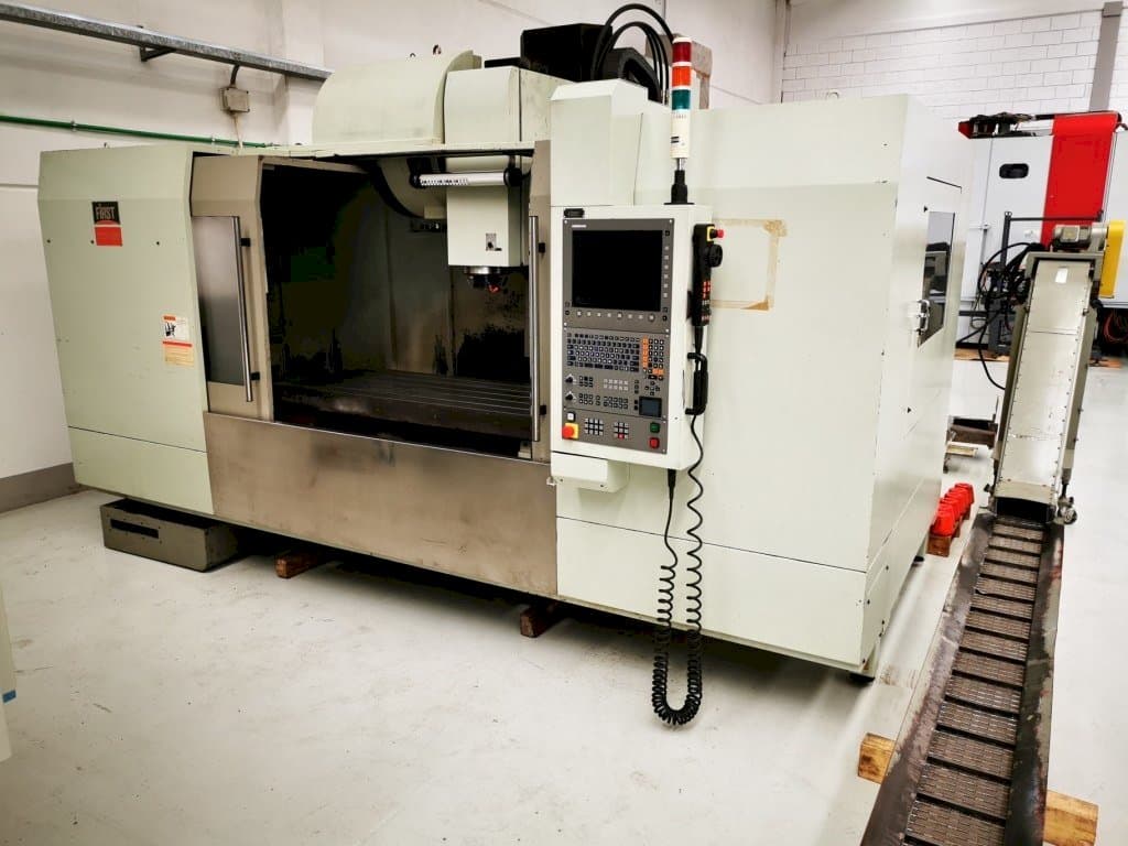 Makine  FIRST MCV 1500 - Önden görünüm