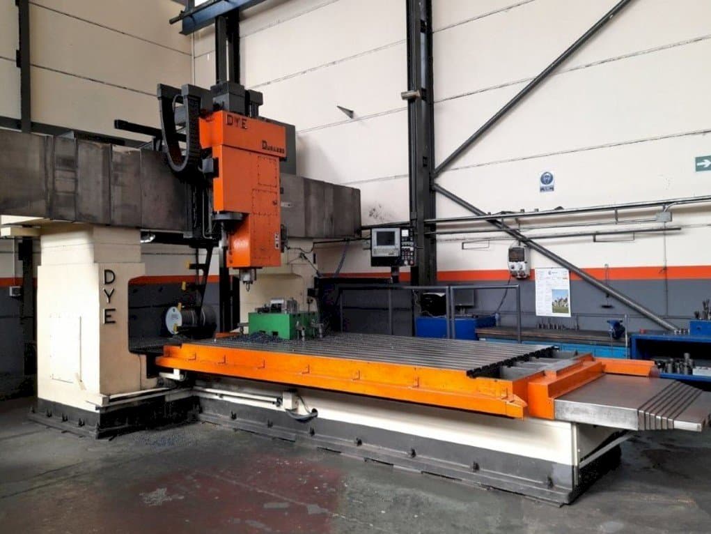 Makine  DYE FB-3600 - Önden görünüm