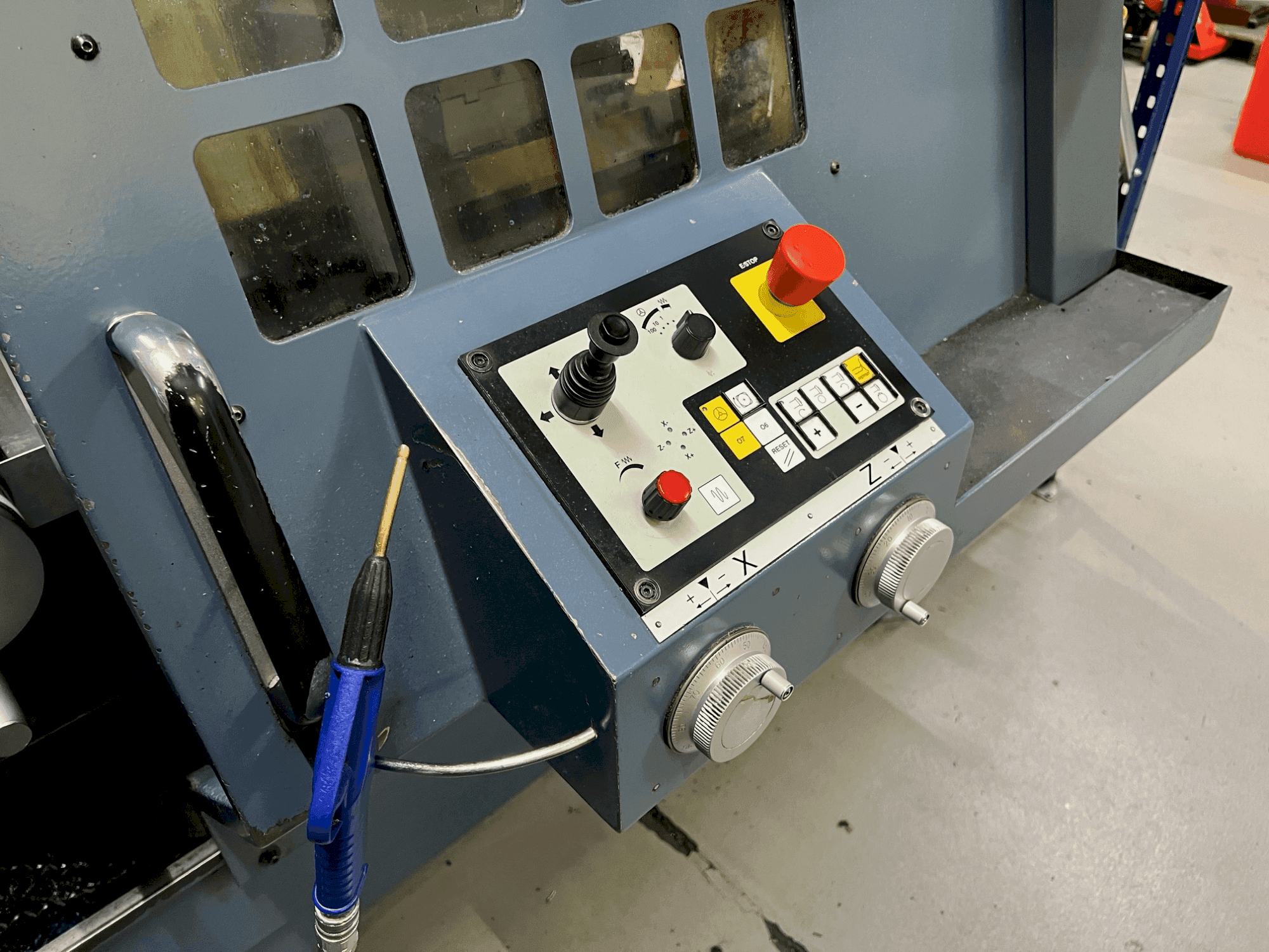 Makine  PADOVANI E255/1500 - Önden görünüm