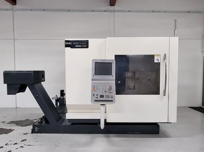 Makine  DMG MORI DMC 1035 V eco - Önden görünüm