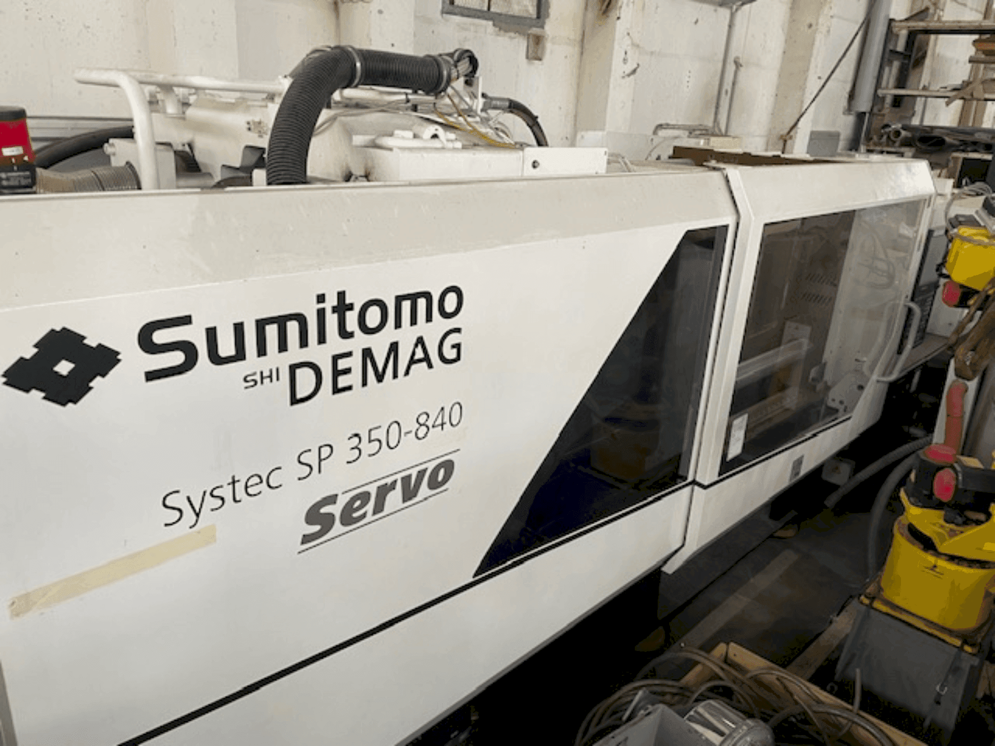 Makine  SUMITOMO SHI DEMAG Systec SP 350/720-840 - Önden görünüm