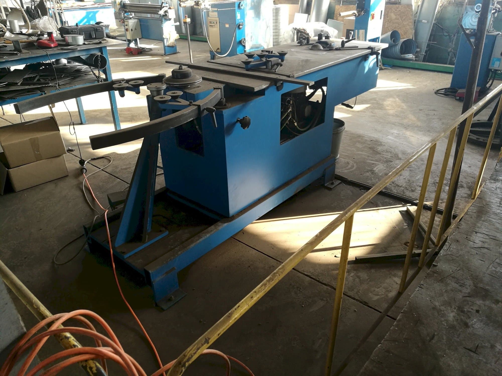 Makine  SPIRO GORELOCKER -1 - Önden görünüm