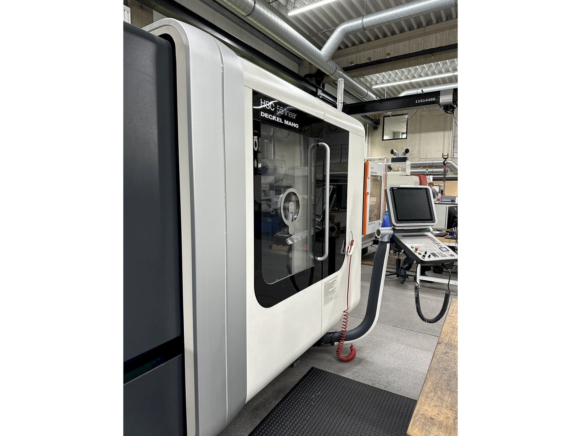 Makine  DMG MORI HSC 55 linear - Sol görünüm