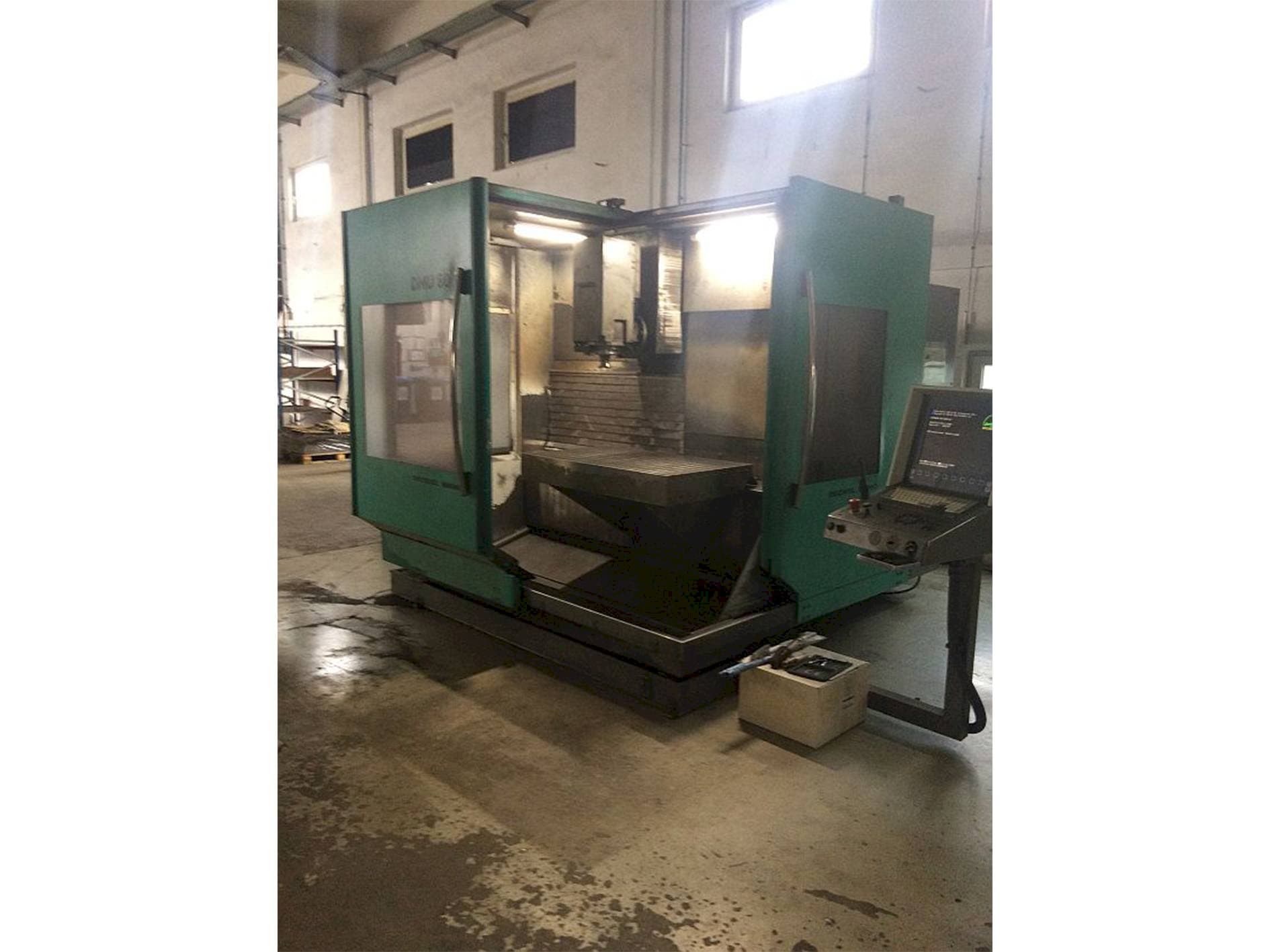 Makine  DMG 80E - Önden görünüm