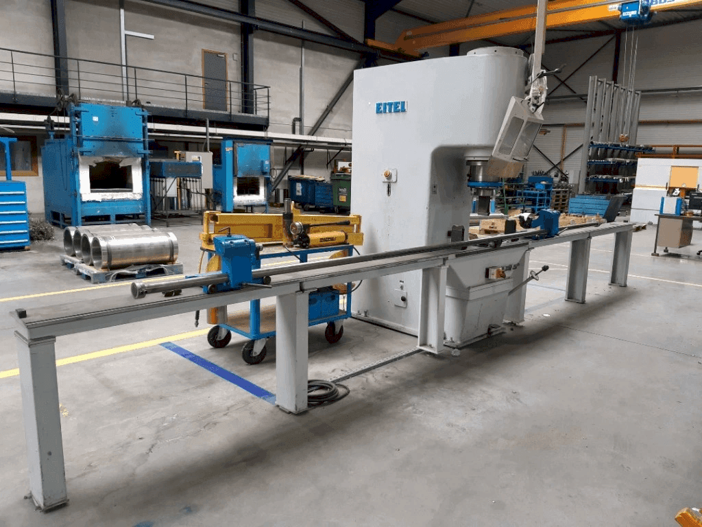 Makine  EITEL-PRESS RP 100 - Önden görünüm