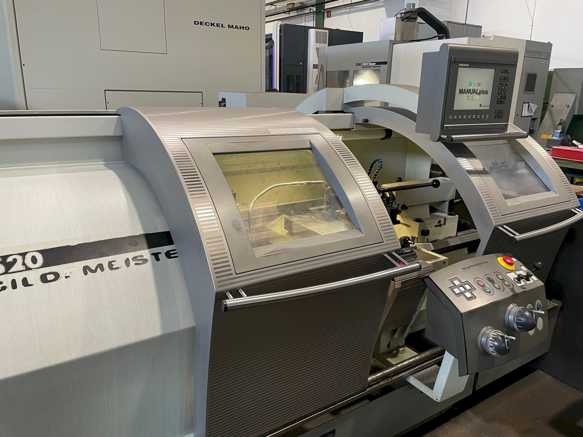 Makine  Gildemeister NEF 520 - Önden görünüm